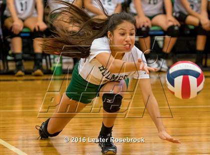 Thumbnail 3 in East Central vs Holmes Freshman photogallery.