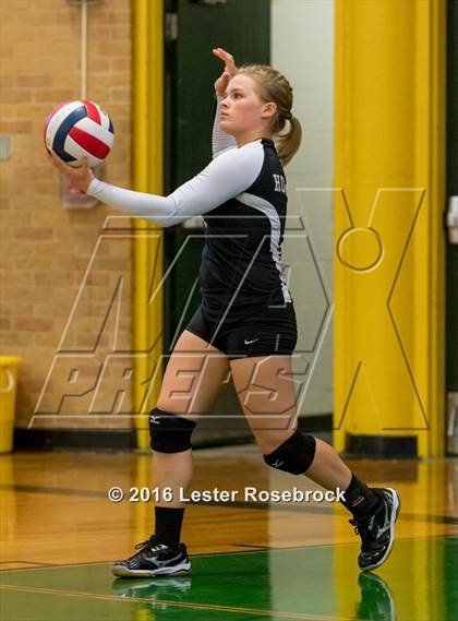 Thumbnail 2 in East Central vs Holmes Freshman photogallery.