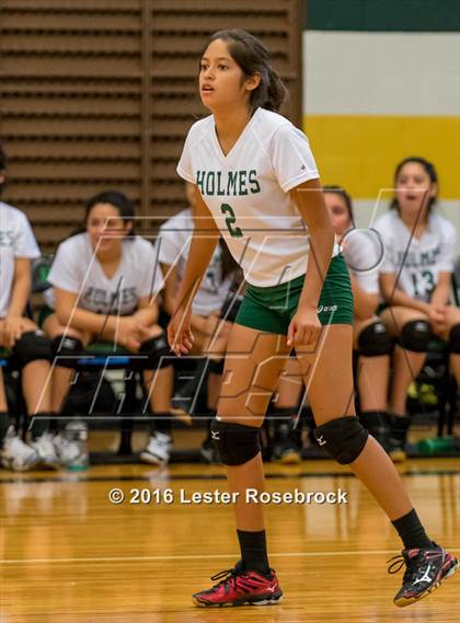 Thumbnail 2 in East Central vs Holmes Freshman photogallery.