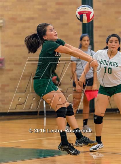 Thumbnail 2 in East Central vs Holmes Freshman photogallery.