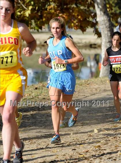 Thumbnail 2 in CIF State Cross Country Championships (Girls Division III) photogallery.
