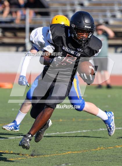 Thumbnail 1 in JV: Newark Memorial @ Washington photogallery.