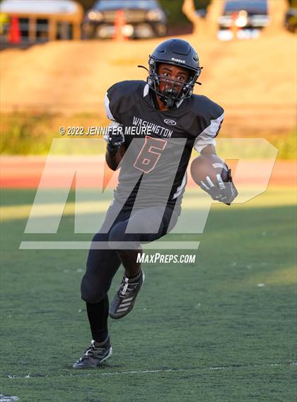 Thumbnail 3 in JV: Newark Memorial @ Washington photogallery.