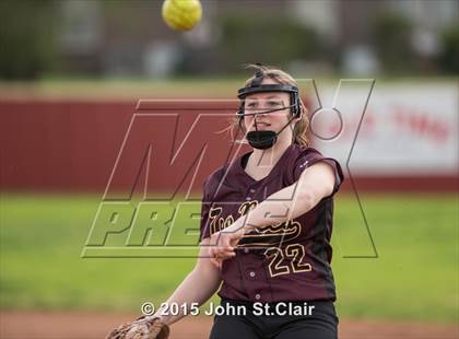 Thumbnail 1 in Coffee County Central vs. Zion-Benton (Warrior Classic) photogallery.
