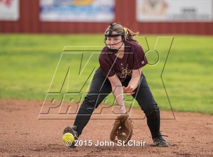 Thumbnail 3 in Coffee County Central vs. Zion-Benton (Warrior Classic) photogallery.