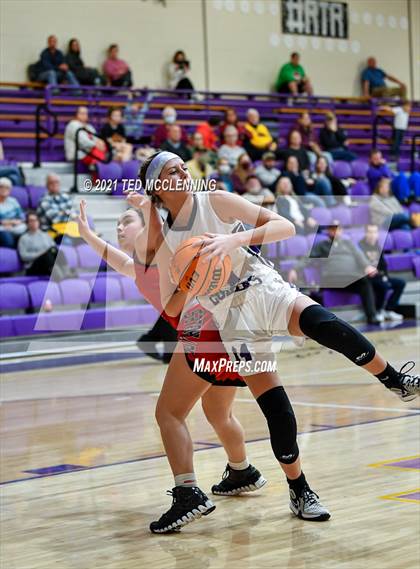 Thumbnail 3 in Cutter-Morning Star vs Fountain Lake (Fountain Lake Christmas Classsic) photogallery.