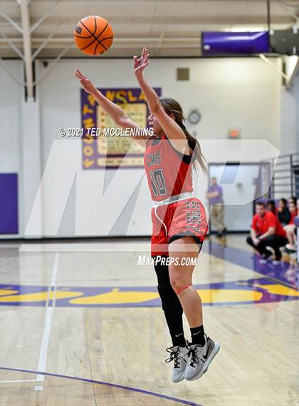 Thumbnail 2 in Cutter-Morning Star vs Fountain Lake (Fountain Lake Christmas Classsic) photogallery.