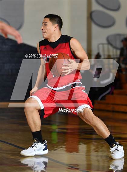 Thumbnail 1 in Long Beach Poly @ Centennial (Battlezone Tournament) photogallery.