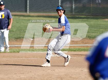 Thumbnail 3 in Folsom @ Oak Ridge photogallery.