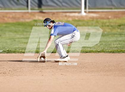 Thumbnail 2 in Folsom @ Oak Ridge photogallery.