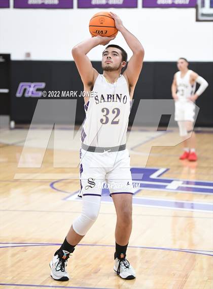 Thumbnail 1 in Sabino vs. St. John Paul II Catholic (Coyotes Basketball Invitational) photogallery.