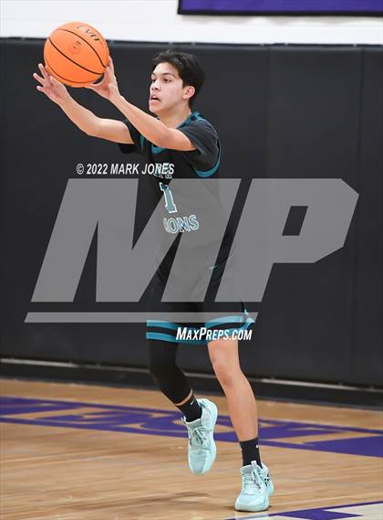 Thumbnail 1 in Sabino vs. St. John Paul II Catholic (Coyotes Basketball Invitational) photogallery.
