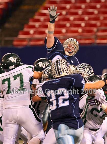 Thumbnail 1 in Passaic Valley vs. West Morris (NJSIAA Public North 2 Group 3 Final) photogallery.