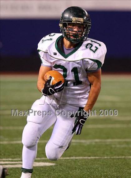Thumbnail 2 in Passaic Valley vs. West Morris (NJSIAA Public North 2 Group 3 Final) photogallery.