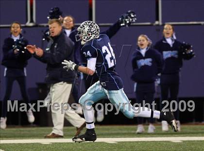 Thumbnail 3 in Passaic Valley vs. West Morris (NJSIAA Public North 2 Group 3 Final) photogallery.