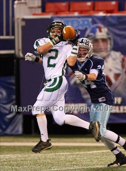 Thumbnail 2 in Passaic Valley vs. West Morris (NJSIAA Public North 2 Group 3 Final) photogallery.