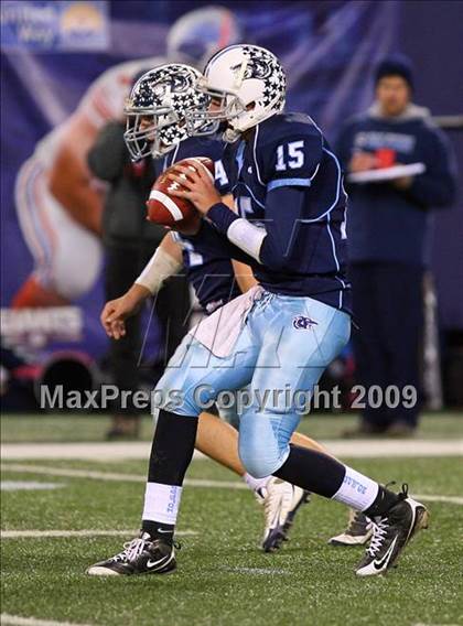 Thumbnail 3 in Passaic Valley vs. West Morris (NJSIAA Public North 2 Group 3 Final) photogallery.