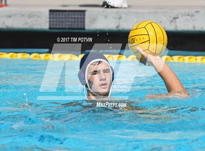 Thumbnail 2 in Sunny Hills vs Crescenta Valley photogallery.
