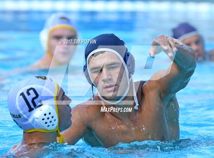 Thumbnail 2 in Sunny Hills vs Crescenta Valley photogallery.