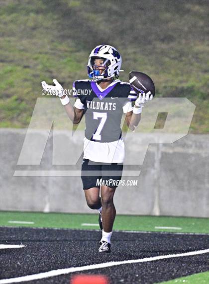Thumbnail 1 in Willis vs Tomball Memorial (UIL 6A D2 Area Round) photogallery.