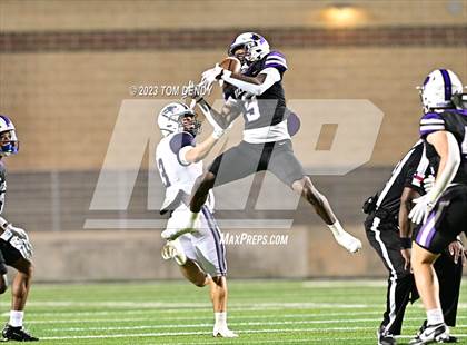 Thumbnail 2 in Willis vs Tomball Memorial (UIL 6A D2 Area Round) photogallery.