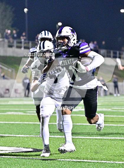 Thumbnail 1 in Willis vs Tomball Memorial (UIL 6A D2 Area Round) photogallery.