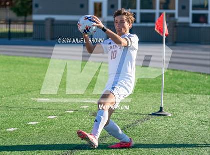 Thumbnail 2 in Fort Wayne Concordia Lutheran vs. Park Tudor (IHSAA 2A Semi-state playoff) photogallery.
