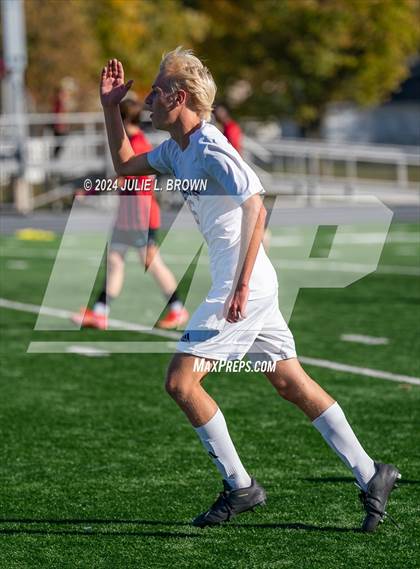 Thumbnail 1 in Fort Wayne Concordia Lutheran vs. Park Tudor (IHSAA 2A Semi-state playoff) photogallery.