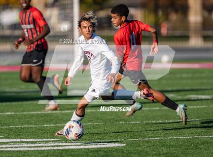 Thumbnail 1 in Fort Wayne Concordia Lutheran vs. Park Tudor (IHSAA 2A Semi-state playoff) photogallery.