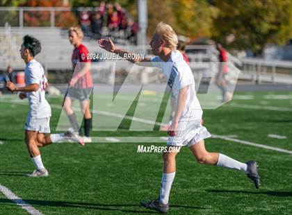 Thumbnail 2 in Fort Wayne Concordia Lutheran vs. Park Tudor (IHSAA 2A Semi-state playoff) photogallery.