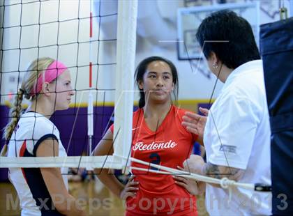 Thumbnail 3 in Redondo Union vs. Sacred Heart (Durango Fall Classic) photogallery.