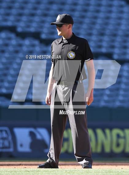 Thumbnail 3 in Troy vs. Fullerton photogallery.