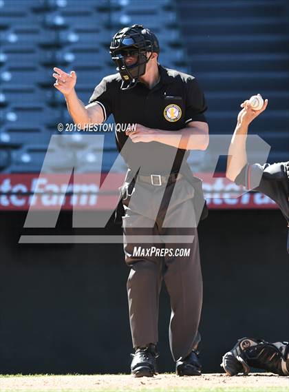 Thumbnail 3 in Troy vs. Fullerton photogallery.