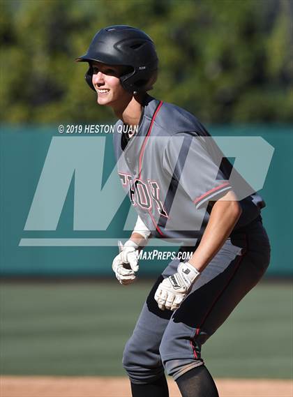 Thumbnail 3 in Troy vs. Fullerton photogallery.