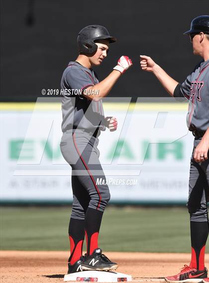 Thumbnail 3 in Troy vs. Fullerton photogallery.