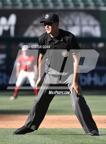 Thumbnail 3 in Troy vs. Fullerton photogallery.