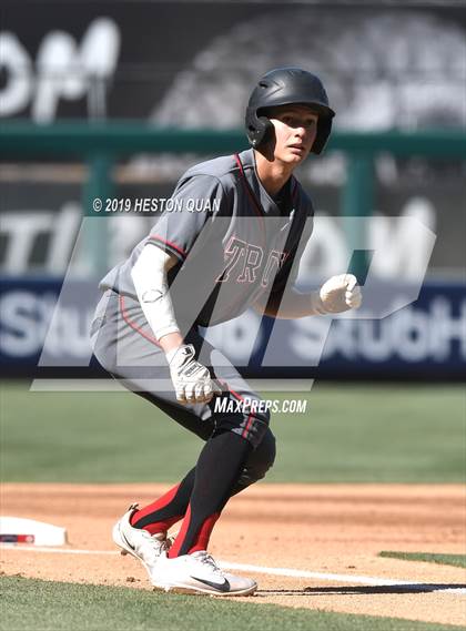 Thumbnail 2 in Troy vs. Fullerton photogallery.