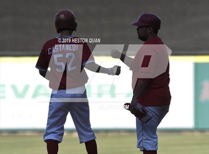 Thumbnail 3 in Troy vs. Fullerton photogallery.