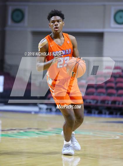 Thumbnail 2 in Bishop Gorman vs. Lone Peak (Tarkanian Classic) photogallery.