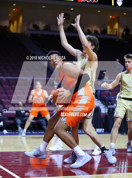 Thumbnail 3 in Bishop Gorman vs. Lone Peak (Tarkanian Classic) photogallery.