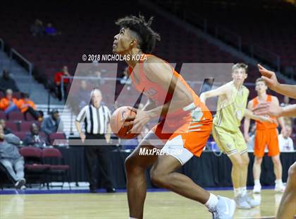 Thumbnail 3 in Bishop Gorman vs. Lone Peak (Tarkanian Classic) photogallery.