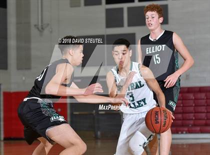 Thumbnail 2 in Elliot Christian vs. Central Valley (Trojan Christmas Classic) photogallery.
