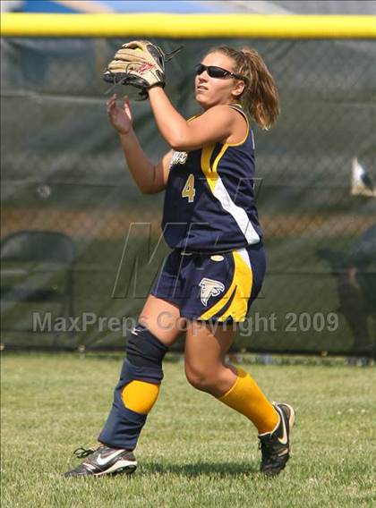 Thumbnail 3 in Gloucester City vs Saddle Brook (NJSIAA Public Finals) photogallery.