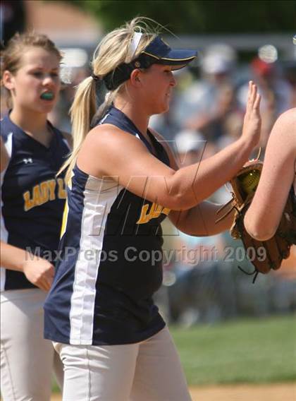 Thumbnail 3 in Gloucester City vs Saddle Brook (NJSIAA Public Finals) photogallery.