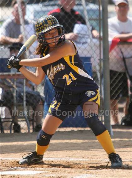 Thumbnail 2 in Gloucester City vs Saddle Brook (NJSIAA Public Finals) photogallery.