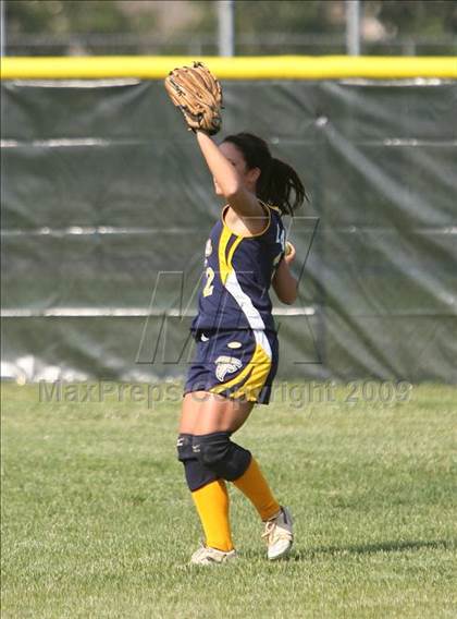 Thumbnail 3 in Gloucester City vs Saddle Brook (NJSIAA Public Finals) photogallery.