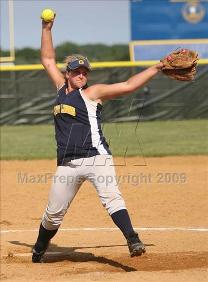 Thumbnail 2 in Gloucester City vs Saddle Brook (NJSIAA Public Finals) photogallery.