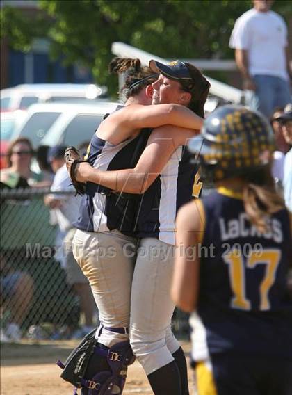Thumbnail 2 in Gloucester City vs Saddle Brook (NJSIAA Public Finals) photogallery.