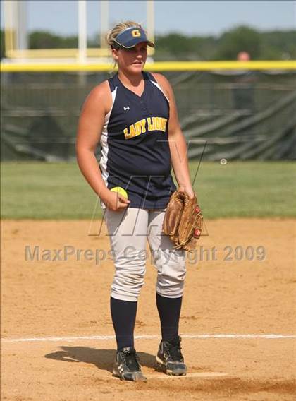 Thumbnail 3 in Gloucester City vs Saddle Brook (NJSIAA Public Finals) photogallery.