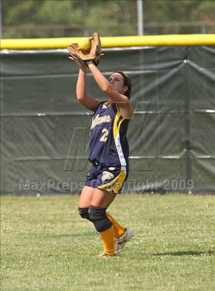 Thumbnail 1 in Gloucester City vs Saddle Brook (NJSIAA Public Finals) photogallery.